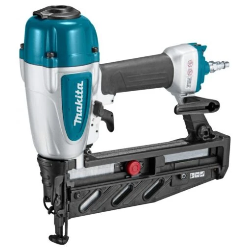 Makita AF601 8 Bar Brad Tacker (16 Ga) -Makita AF601 B1LG